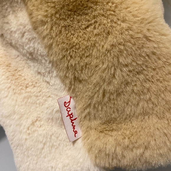 Daphne's Lion Driver Headcover - Picture 6 of 7